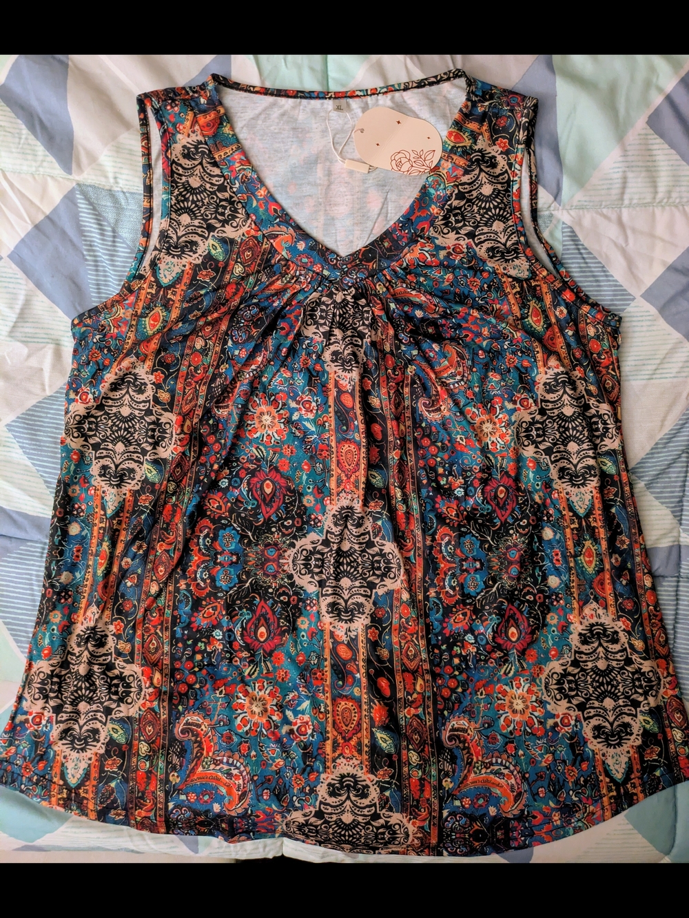 Women’s V-Neck Sleeveless Boho Print Top